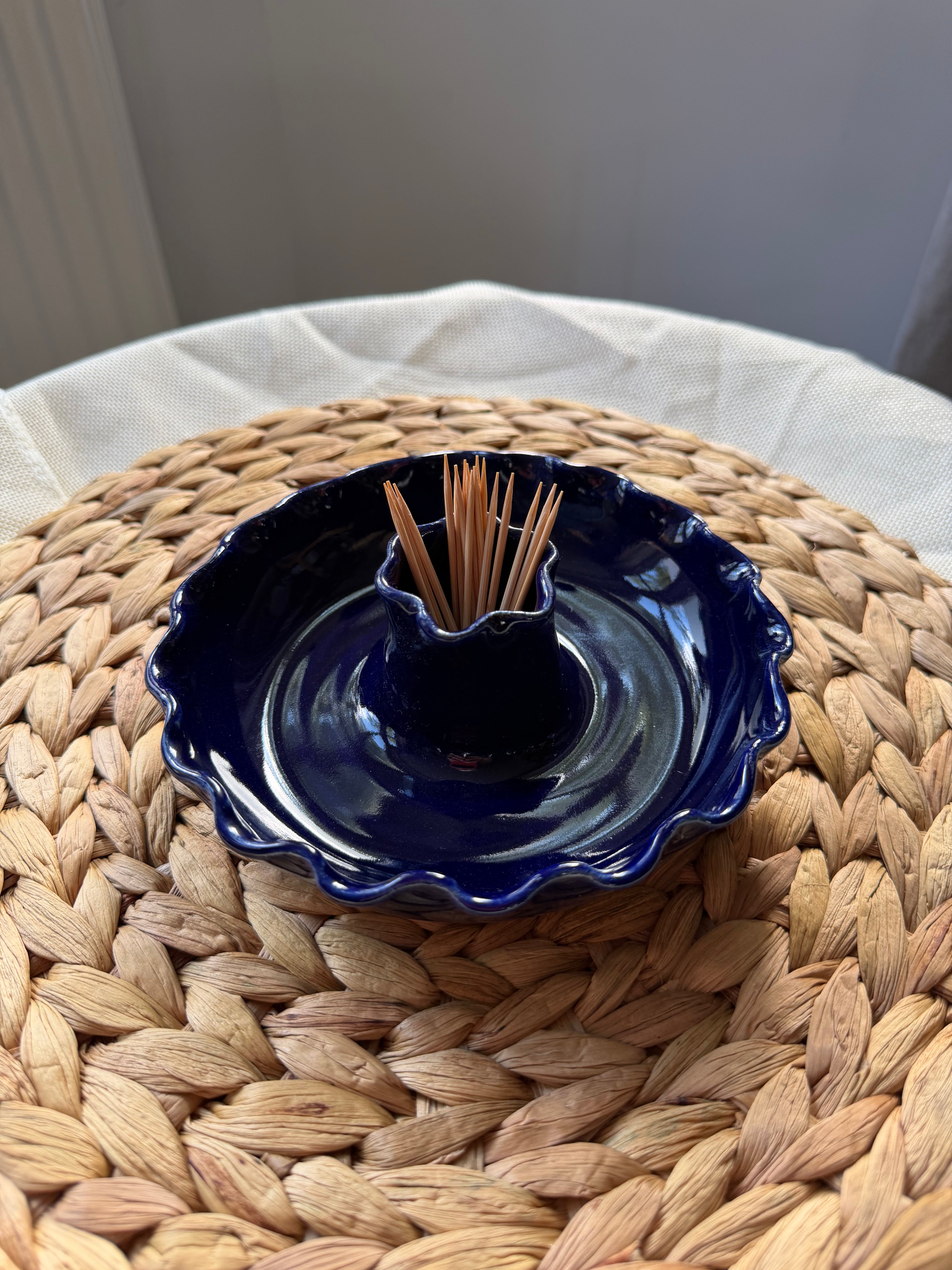 Olive Dish with wavy rim